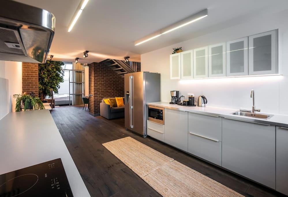 5br+2bath Old Town Loft Luxe Brickhouse, A/c Apartamento Praga